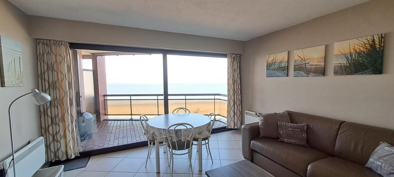 Large Beachstudio Seaview Blankenberge Near Brugge Esterno foto
